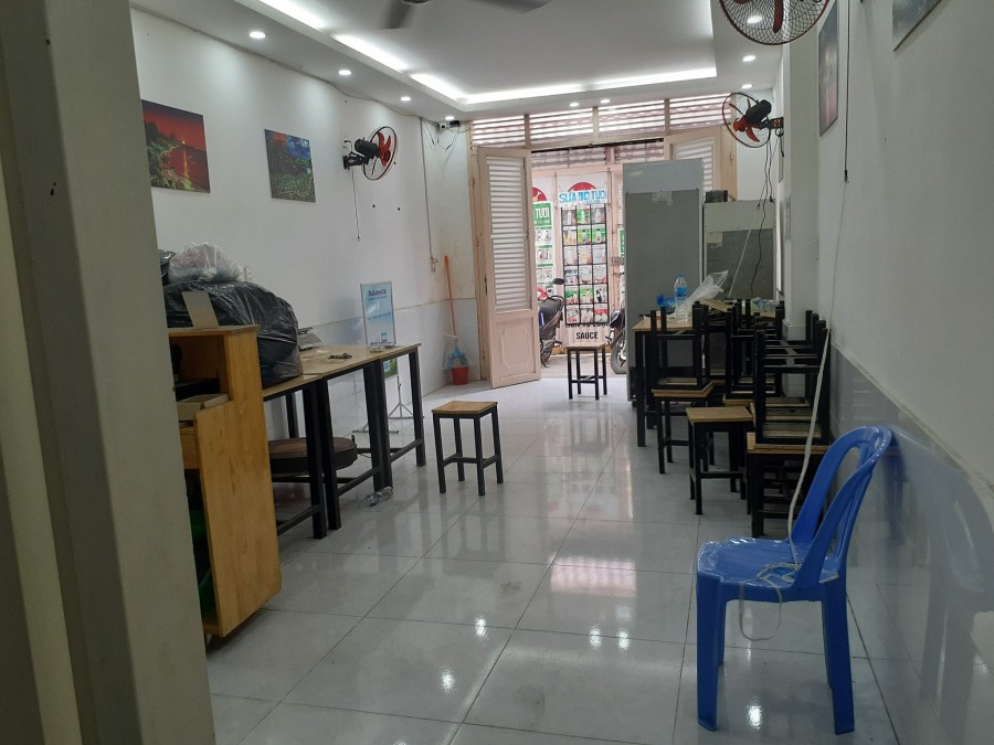 Bán nhà nguyên căn mặt tiền Đỗ Tấn Phong, Phú Nhuận, dtsd 61m2, trệt lầu, giá chỉ 10.7 tỷ TL