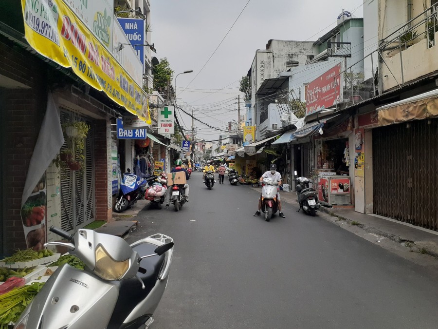 Bán nhà nguyên căn mặt tiền Đỗ Tấn Phong, Phú Nhuận, dtsd 61m2, trệt lầu, giá chỉ 10.7 tỷ TL