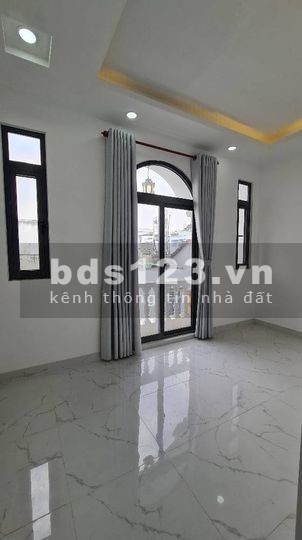 Bán nhà Quận Bình Tân phường Bình Hưng Hòa A, diện tích 4 x 7 giá chỉ 2.5 tỷ hẻm xe hơi
