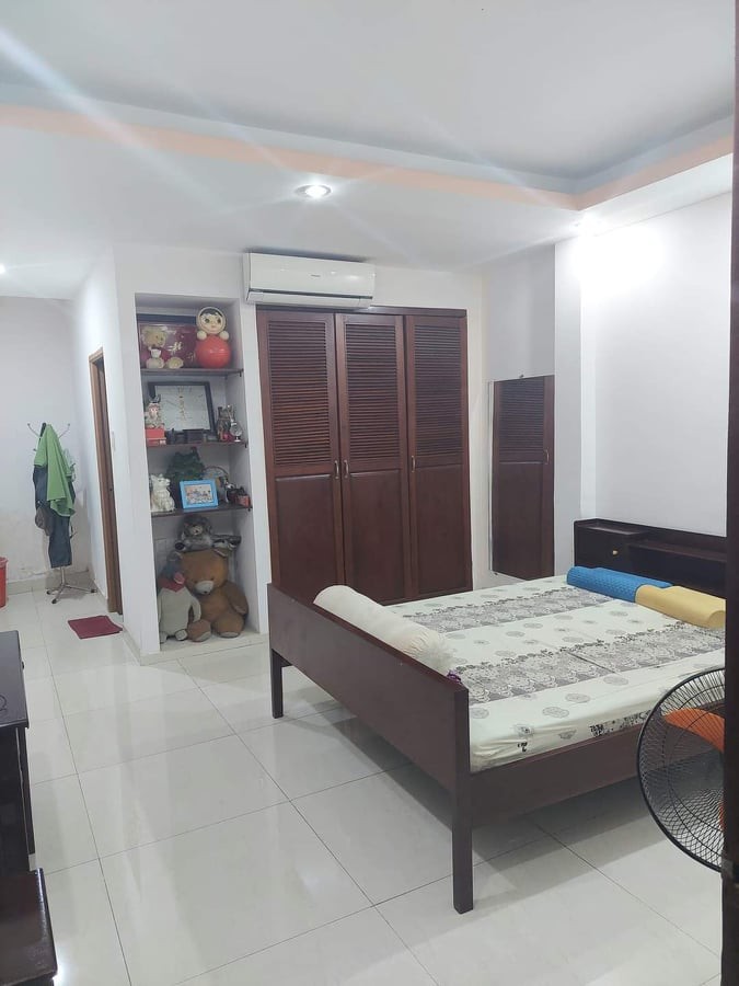 Bán nhà nguyên căn chính chủ Quận 7, vị trí đẹp, khu dân cư, diện tích 92m2, giá 6.8 tỷ