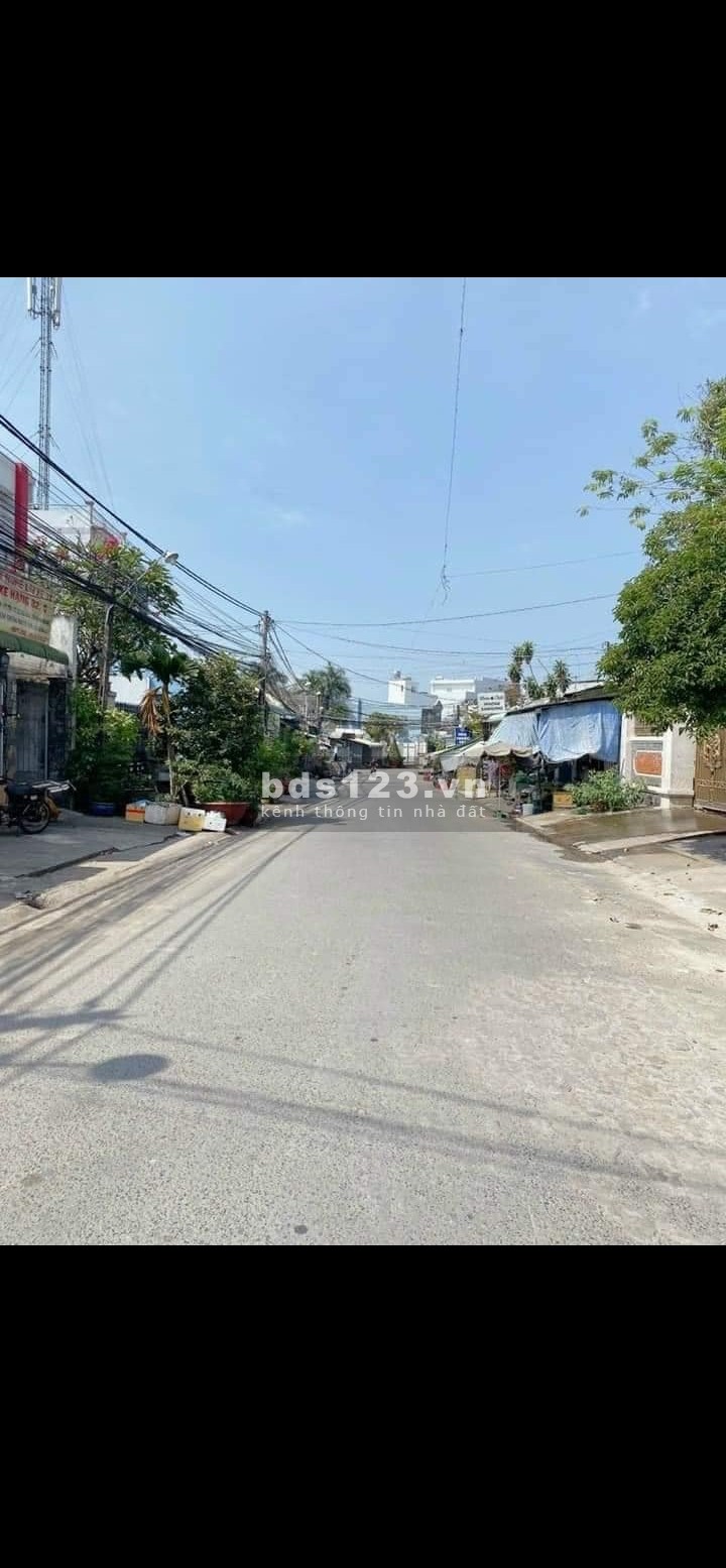 Bánh đất nền giá 1.4ty. Gần chợ gần khu công nghiệp. Dân cư đông đúc buôn bán sầm uất