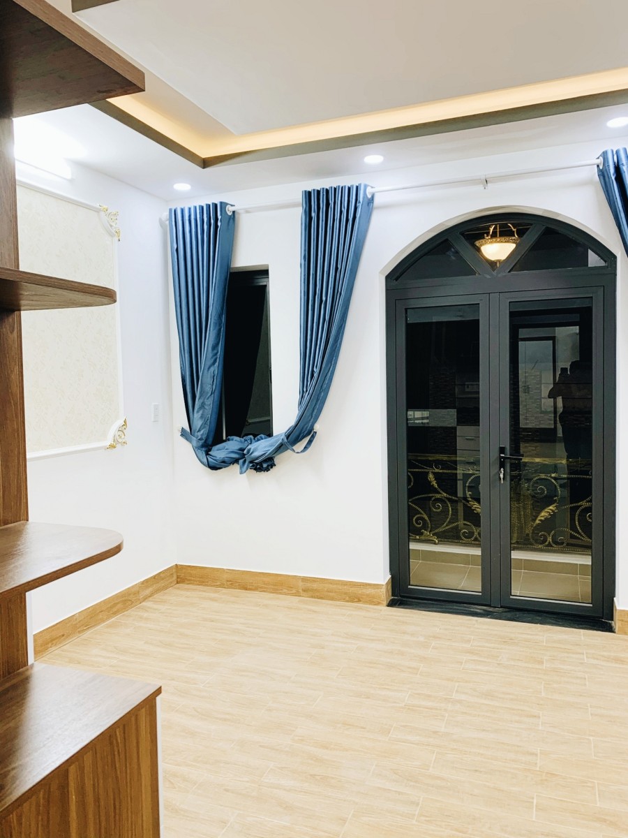 Chính chủ bán nhà số D9 đường N2, khu dân cư Dvillage giá bán 8.95 tỷ, giá tốt