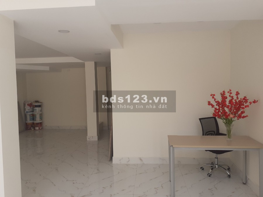 Mặt bằng Trệt - Lửng, dtsd 7*12, sát chợ Bà Chiểu, tiện kinh doanh buôn bán, showroom