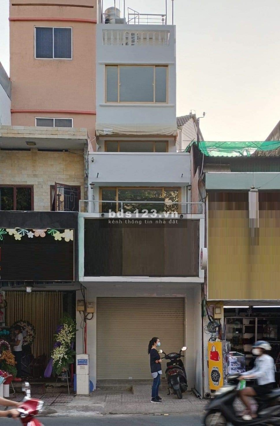 Nhà mặt tiền, kinh doanh Vip giá rẻ thương lượng liên hệ xem nhà 0585885585