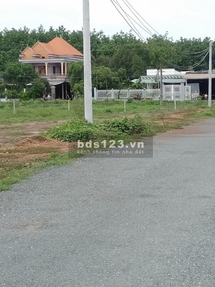 Đất Bình Phước giá rẻ lh ngay 0332532988 diện tích sử dụng 500m2, có 200m2 thổ cư