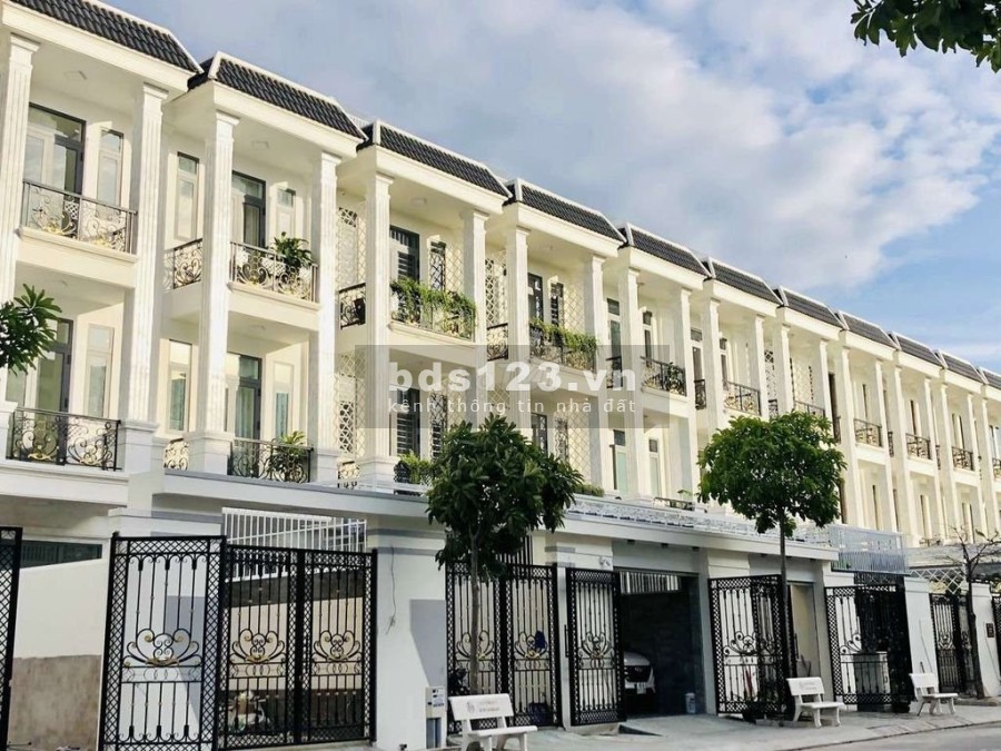 Nhà đang chờ thuê 15 triệu/1tháng nhưng kẹt tiền cần bán, khu an ninh, ngân hàn hỗ trợ vay