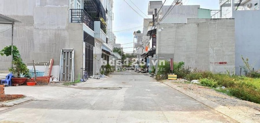 Đất sổ hồng mặt tiền chợ Gò Đen khu dân cư đông đúc, pháp lý chính chủ, giá tốt đầu tư