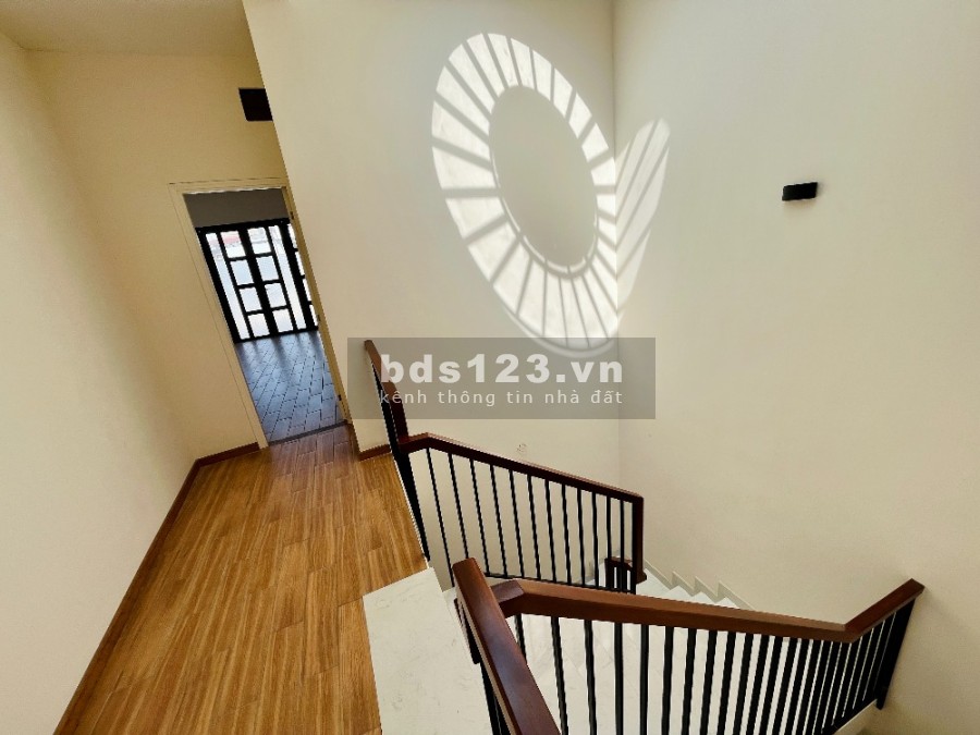 Bán nhà HXH Lê Quang Định,Bình Thạnh, gần chợ Bà Chiểu, dt 60m2, 3 tầng chỉ 6 tỷ 5. 0905075485