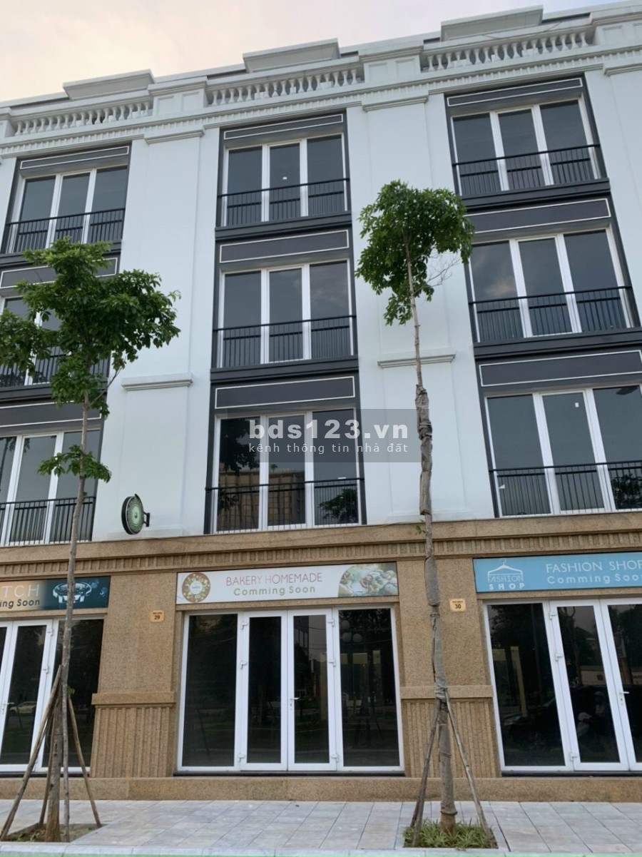 Bán nhanh căn nhà liền kề 5 tầng 2 mặt tiền đường HOA CHÂU - Giá 5,x tỷ