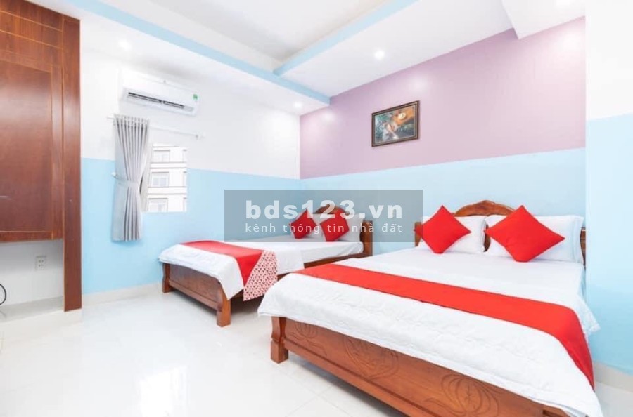 Bán gấp khách sạn tiêu chuẩn 3 đang kinh doanh 31 phòng đối diện Lotte Mart P.8 Vũng Tàu