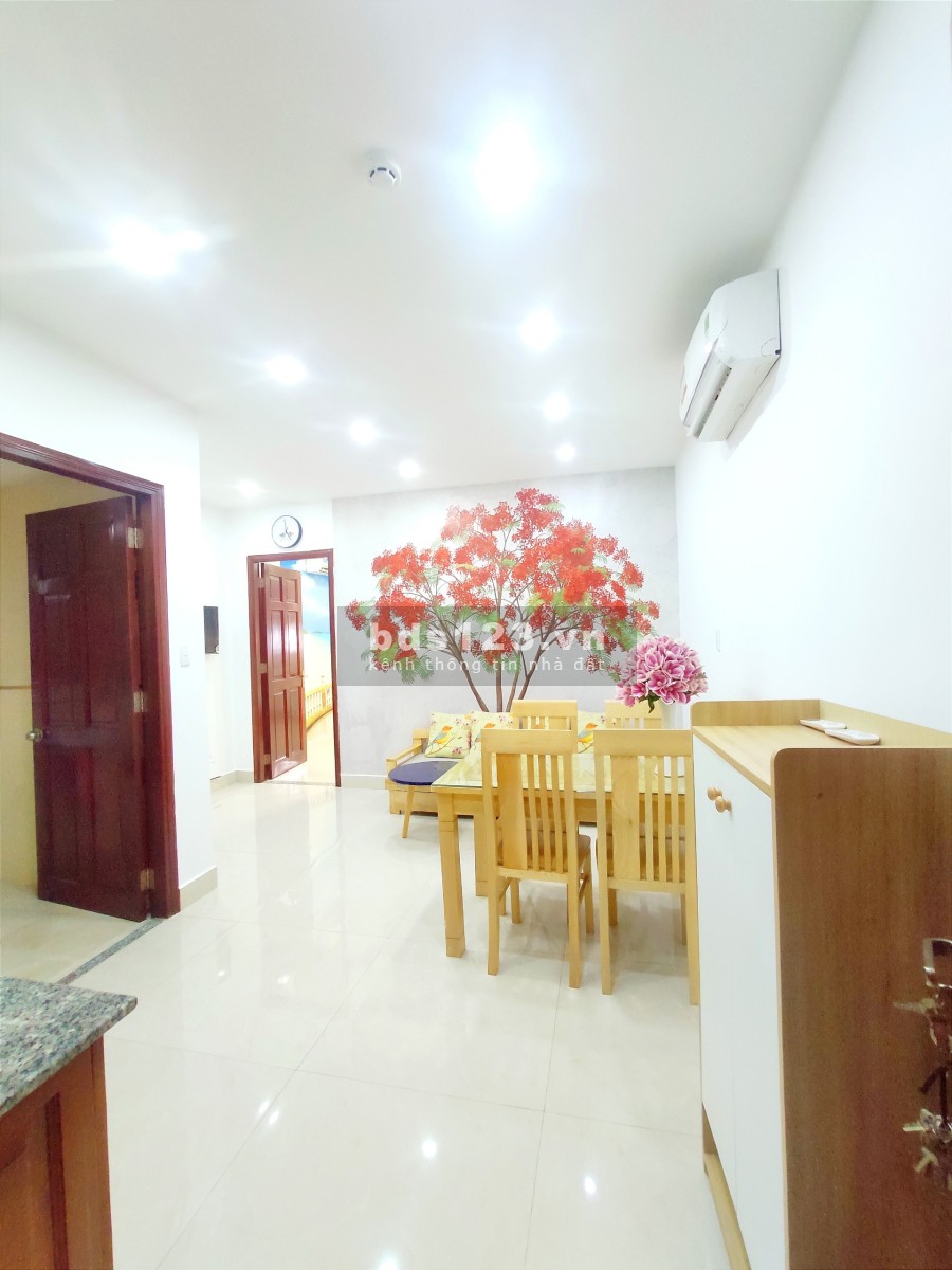Căn hộ dịch vụ nằm gần sân bay Tân Sơn Nhất - Quận Tân Bình đầy đủ tiện nghi, lhcc