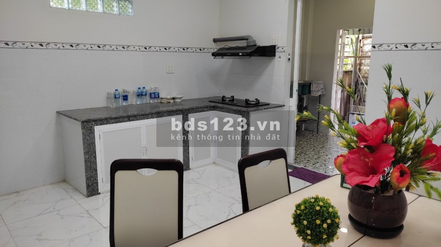 Phạm Hùng, Mỹ Tho, Tiền Giang, Bán nhà nguyên căn 2 tầng đúc, mặt tiền sổ đỏ bàn giao ngay