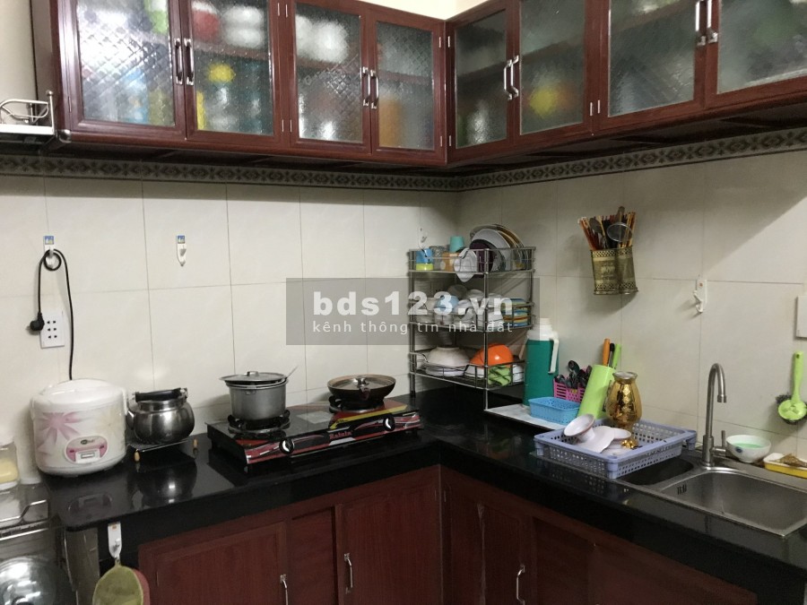 Bán nhà 4 tầng, rẻ đẹp, đường Đào Tông Nguyên, dưới 2 tỷ, Nhà Bè khu dân cư đông đúc
