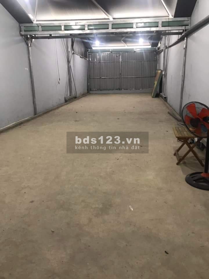 Cho thuê kho diện tích sử dụng 100m2. đường số Tân Quy, 10 triệu, khu an ninh, yên tĩnh