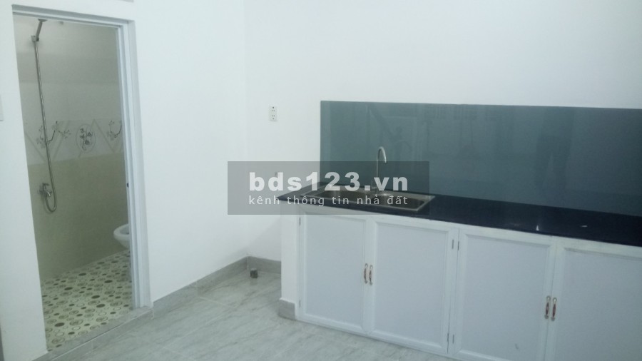 Bán nhà nguyên căn đường Tô Ký khu vực trung tâm nhà nở hậu 1 trệt, 1 lầu giá tốt