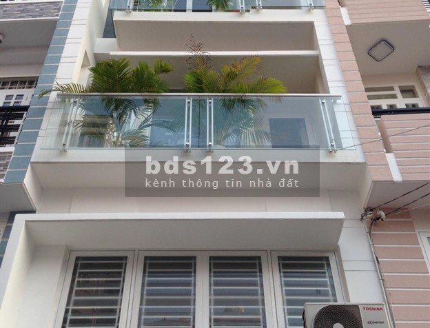 Bán gấp nhà phú nhuận, xe hơi ngủ trong nhà, 2 mt, hạ 350tr, dtsd 45m2, giá 8.45 tỷ TL