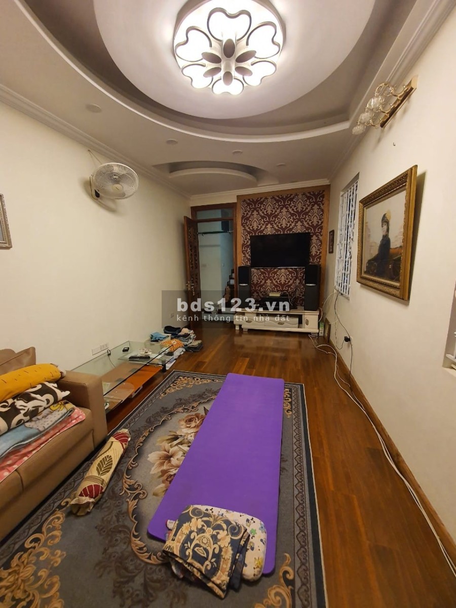 Mặt phố Bạch Đằng Quận Hai Bà trưng, ba mặt thoáng diện tích 60m2, 5 tầng đúc, giá nhỉnh 7 tỷ