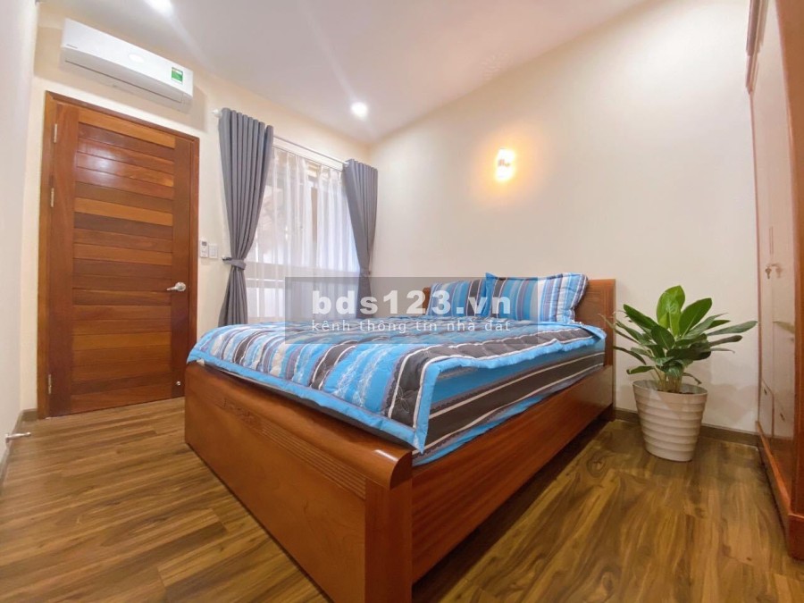 Bán khách sạn 7 tầng khu phố tây mặt tiền Phan Chu Trinh phường 2 Vũng Tàu giá tốt