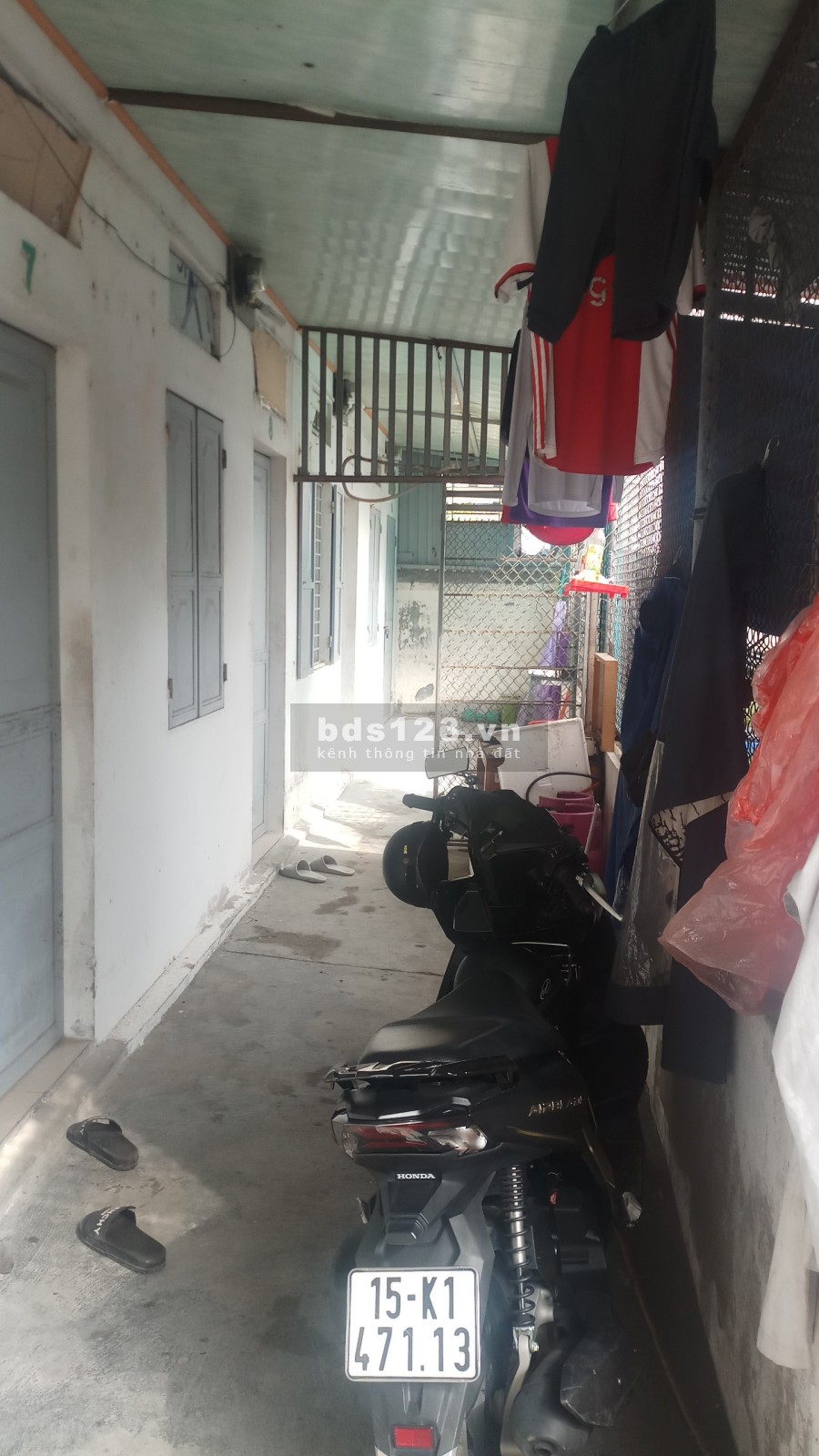 Phòng trọ tại 8/25 Thư Trung đang có phòng trống cần cho thuê, dt 18m2, giá 1.1 triệu/tháng