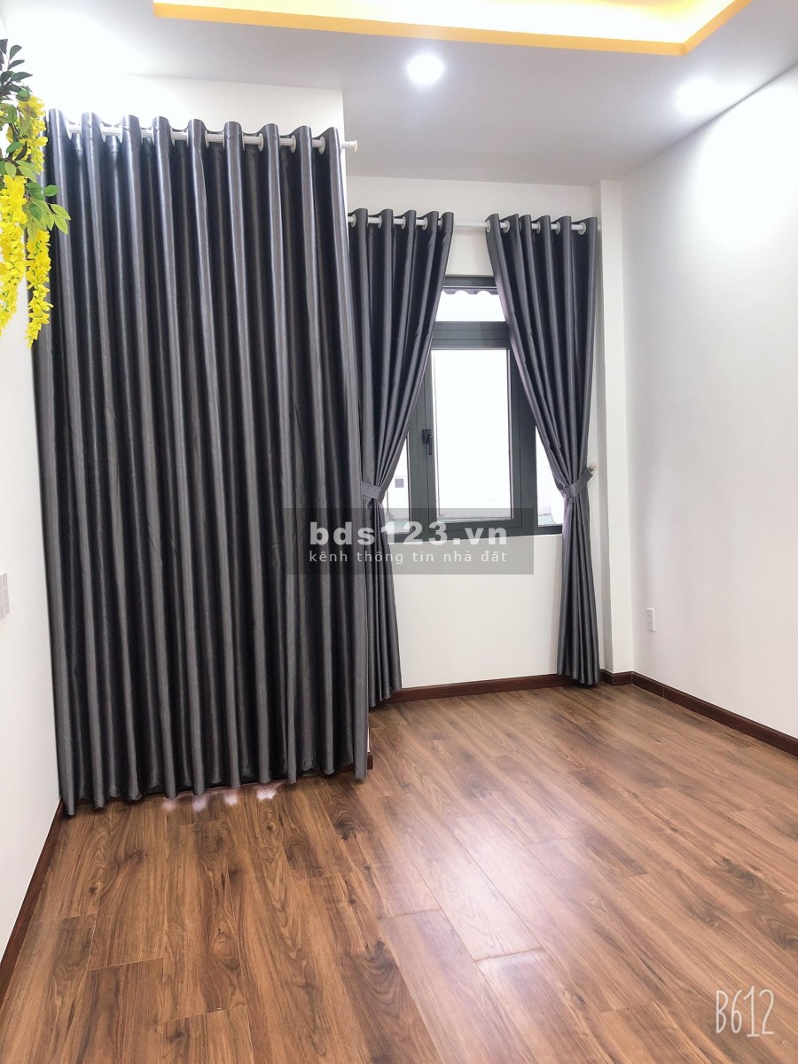 Chủ xoắn cần bán nhà gấp Hồng Lạc, Tân Bình, P11, hẻm xe hơi giá rẻ, sổ pháp lý chuẩn