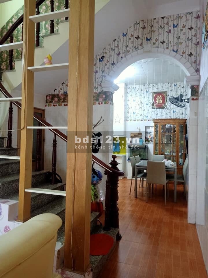 Phân lô ô tô tránh vỉa hè kinh doanh Thạch Bàn dtsd 56m2, 5 tầng đúc, liên hệ 0846763333