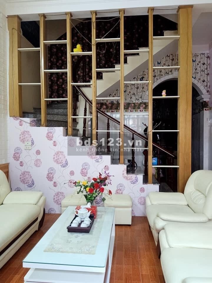 Phân lô ô tô tránh vỉa hè kinh doanh Thạch Bàn dtsd 56m2, 5 tầng đúc, liên hệ 0846763333