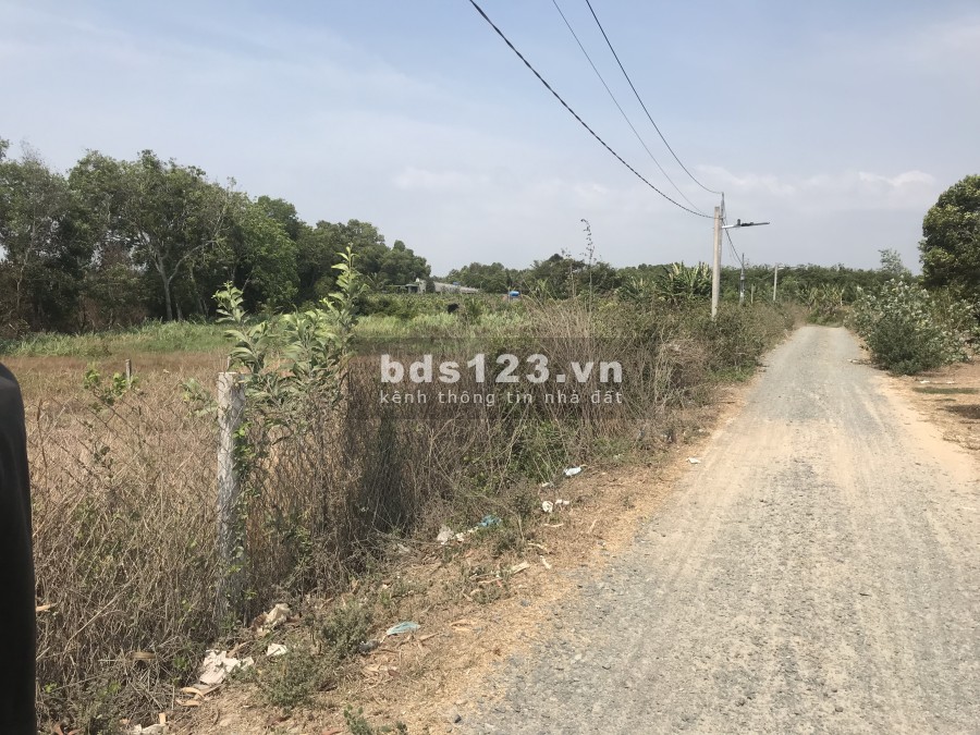 Lô đất Lê Văn Duyệt được phủ hồng hoàn toàn, 90m mặt đường, Lh : 058.469.3234