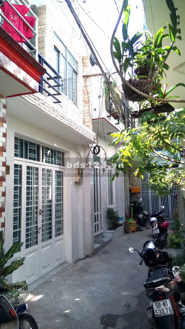 Bán nhà nguyên căn đường Tô Ký khu vực trung tâm nhà nở hậu 1 trệt, 1 lầu giá tốt