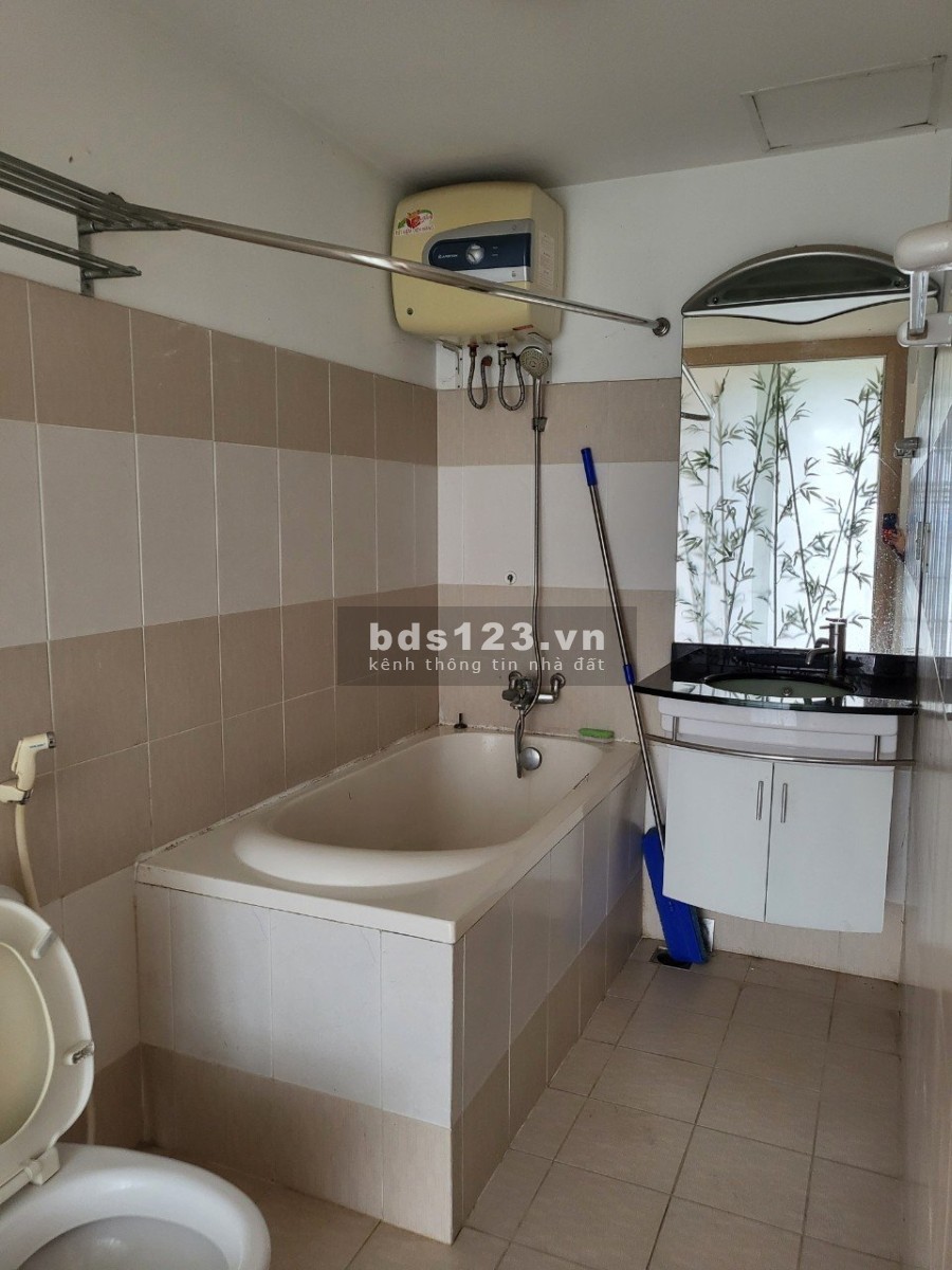 Bán căn hộ chung cư Conic Garden, 83m2, 2PN, full nội thất, đã có sổ hồng, giá bèo 1,8 tỷ