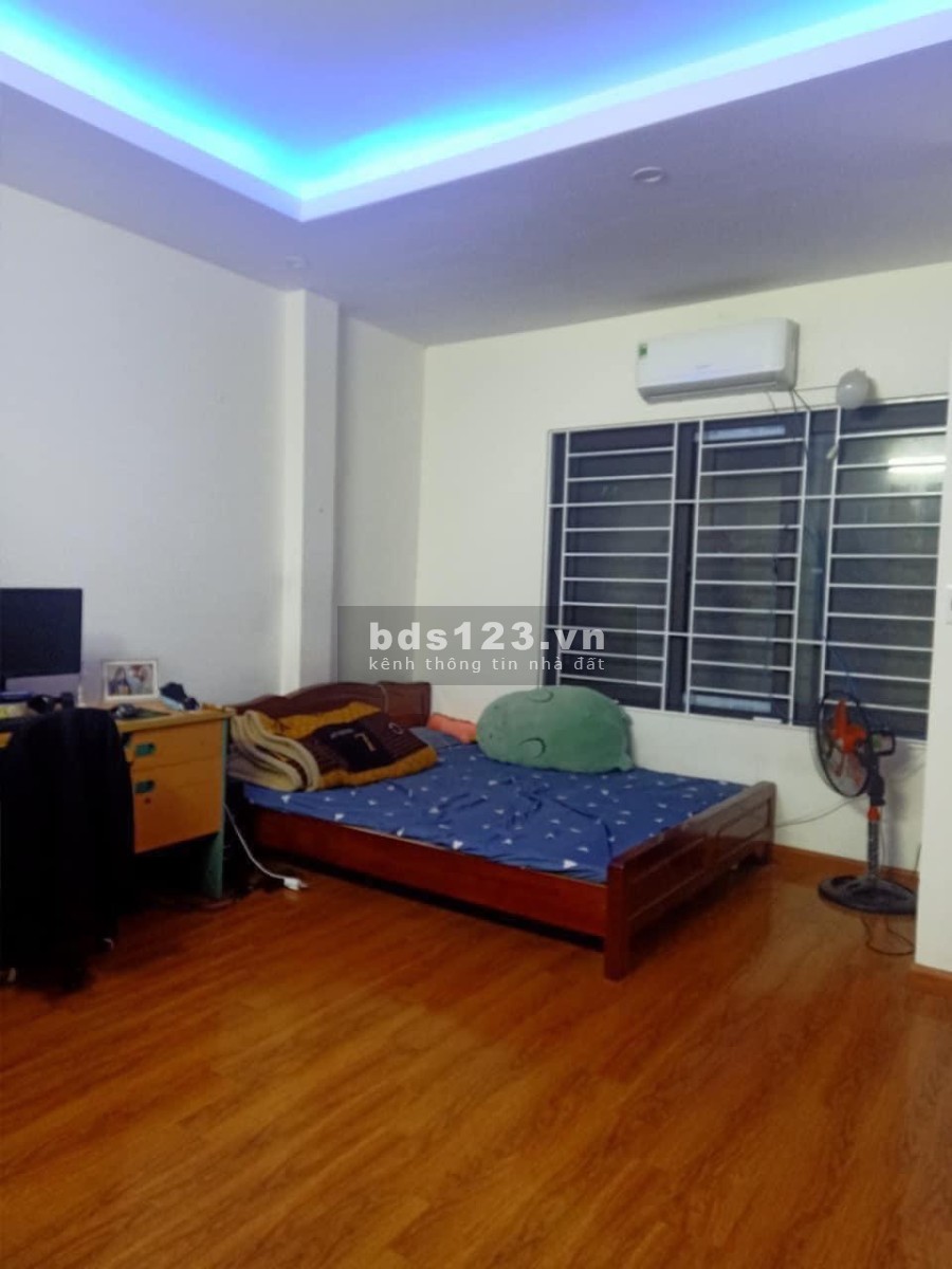 Bán nhà ngõ nông ô tô mặt phố 30m, Phạm Văn Đồng, nội thất giá trị, chốt nhanh giá 3.6 tỷ