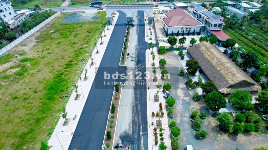 Mở bán đợt đầu tiên The Diamond City mặt tiền đường DT824 sổ riêng T/toán Chỉ cần 450tr