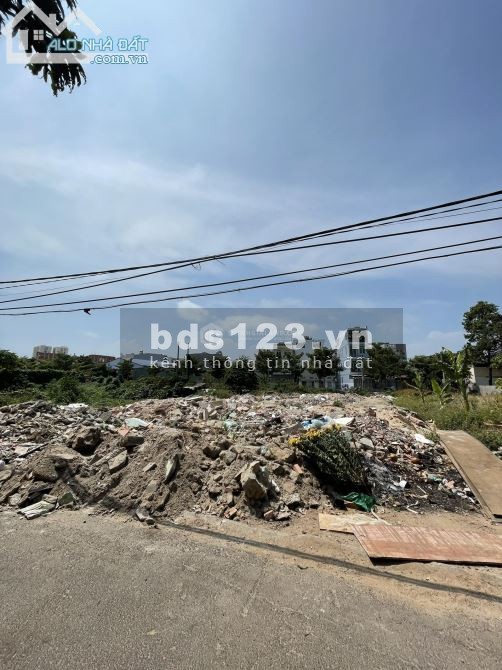Sở hữu lô đất 105m2, đường Trần Bình Trọng, hẻm rộng 6m, giá chỉ 7 tỷ, sổ sẵn chính chủ