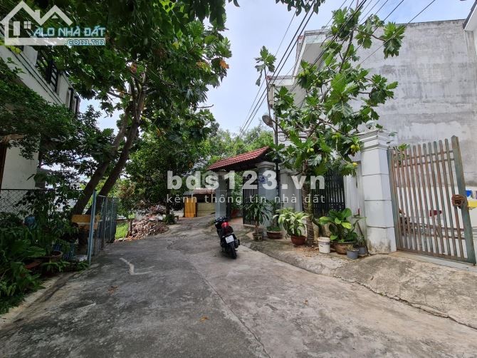 Sở hữu căn nhà đường Lê Lợi, diện tích 168m2, hẻm ô tô 7m lưng tựa núi, giá chỉ 8.8 tỷ