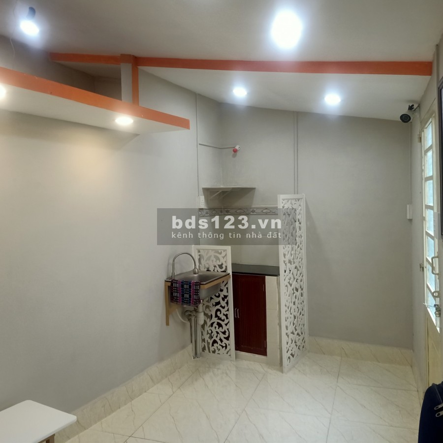 Cho thuê nhà mặt tiền đường Tân Hoà Đông giá 3,5 triệu/tháng, tiện ích đầy đủ, giá tốt