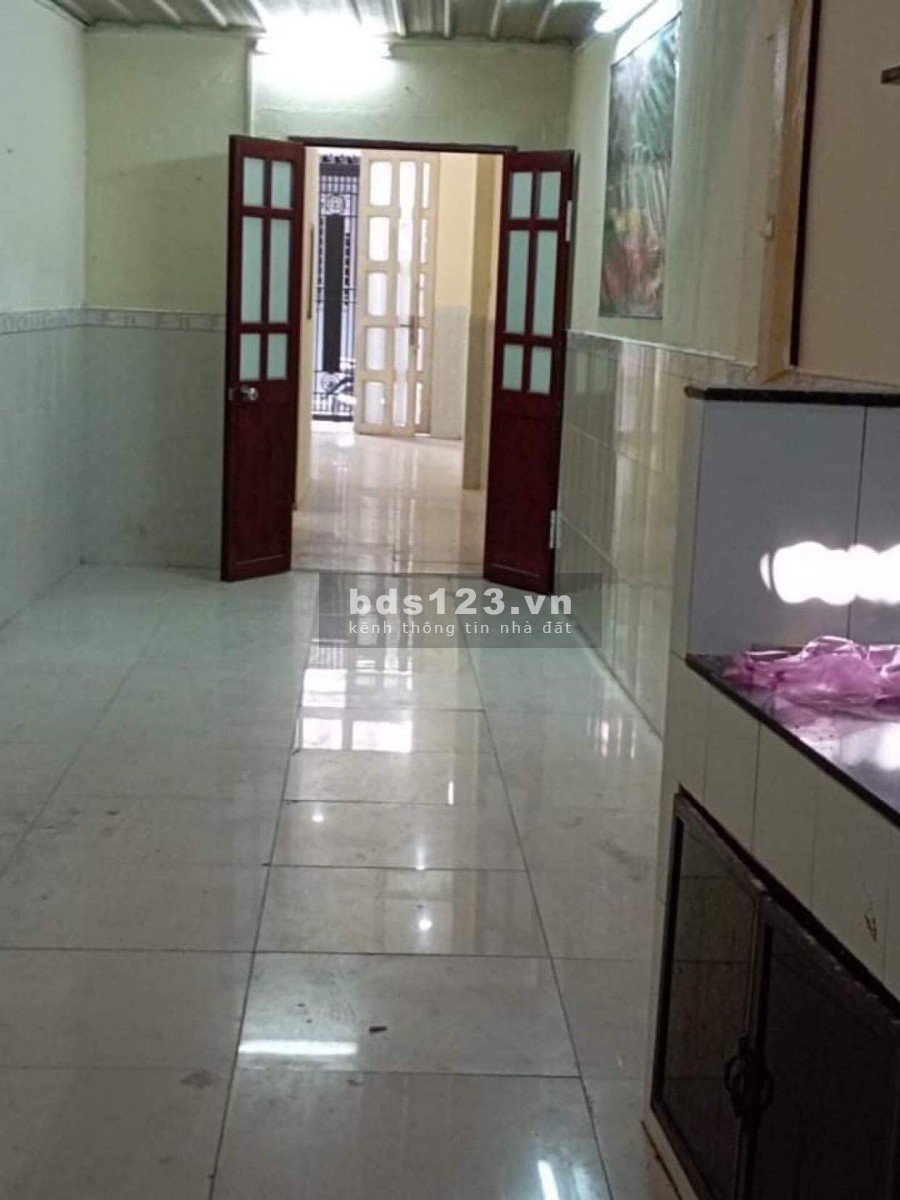 Giá chốt bất chấp Tân Bình, Năm Châu diện tích sử dụng 70m2 giá 3.6 tỷ pháp lý đầy đủ