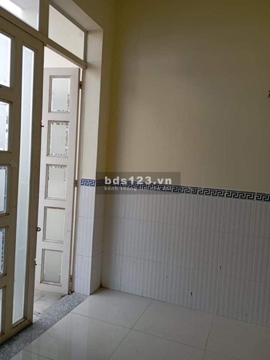 Giá chốt bất chấp Tân Bình, Năm Châu diện tích sử dụng 70m2 giá 3.6 tỷ pháp lý đầy đủ