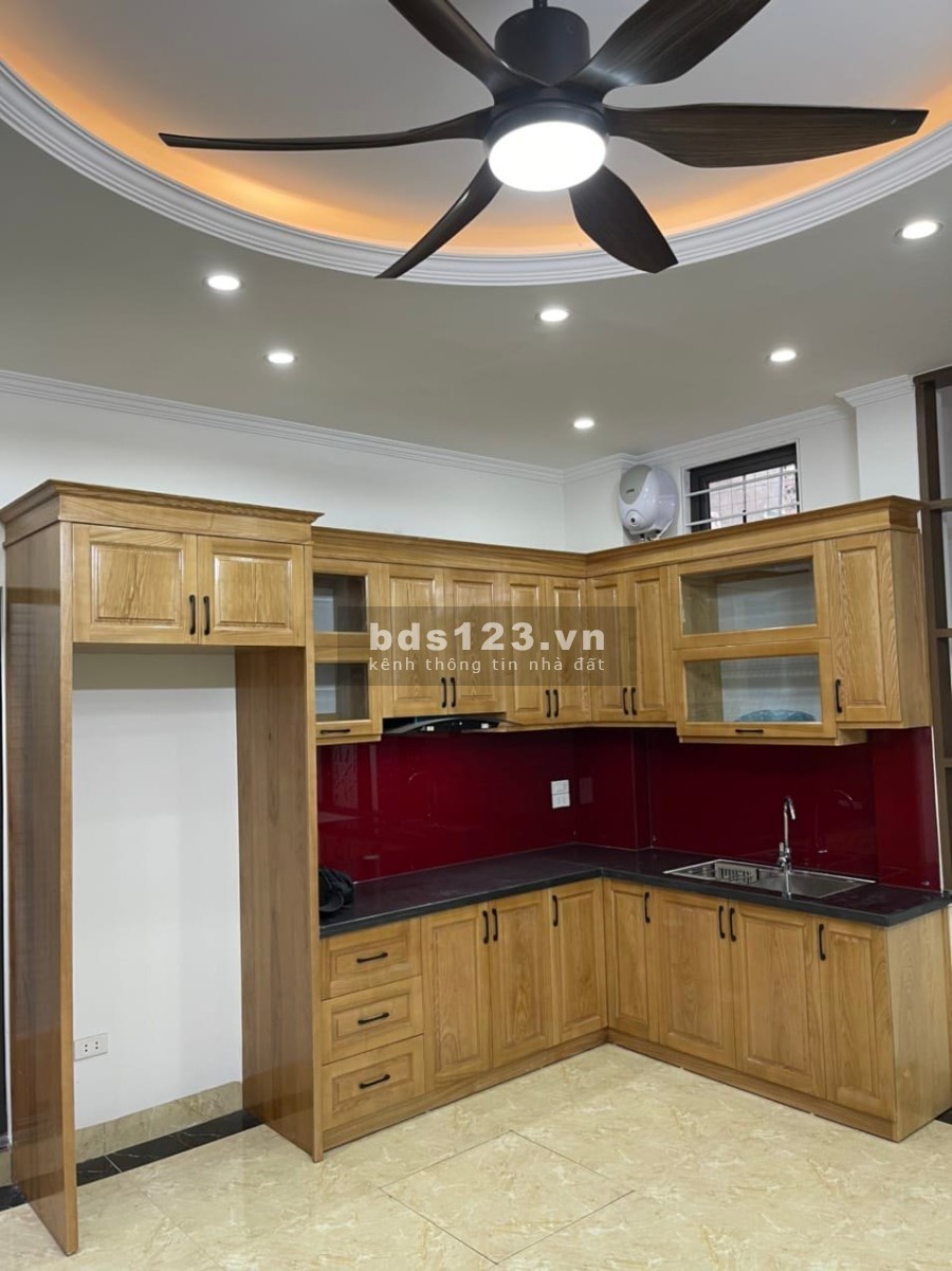 Nhà đẹp Hoàng Đạo Thành, ngõ thông không gian thoáng, thiết kế hiện đại, khu dân cư đông