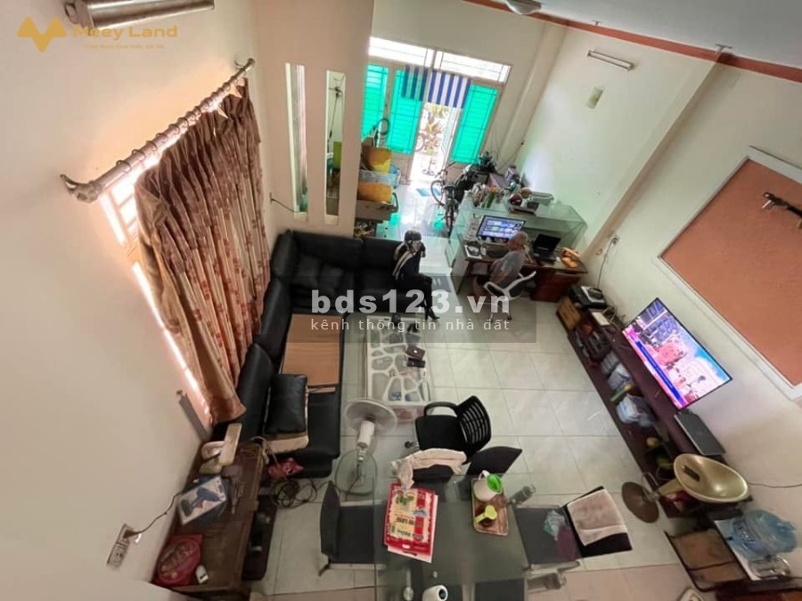 Nhà mặt tiền đường số 6, Quận 9, sổ hồng riêng diện tích 76m2, giá bán 3.15 tỷ, sổ sẵn