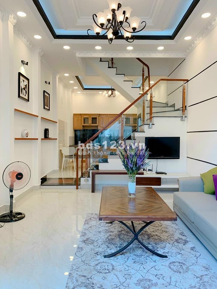 Nhà Nguyễn Đình Chiểu Quận 3, 4 tầng đúc BTCT giá chỉ 7,6 tỷ liên hệ 0901336567