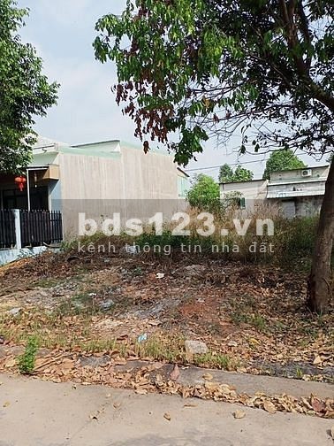 Dịch bệnh thua lỗ kd gia đình cần bán lô đất tại kcn Mỹ Phước 3 thị xã Bến Cát Bình Dương
