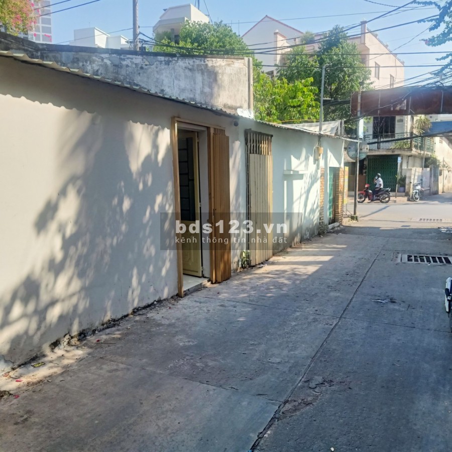 Cho thuê nhà mặt tiền đường Tân Hoà Đông giá 3,5 triệu/tháng, tiện ích đầy đủ, giá tốt