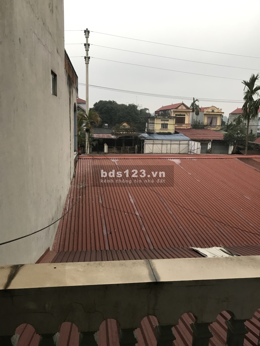 Mặt đường 87 , phố đá bạc , đi các khu du lịch 6km , làng văn hoá dtvn 15km , tthn 42km