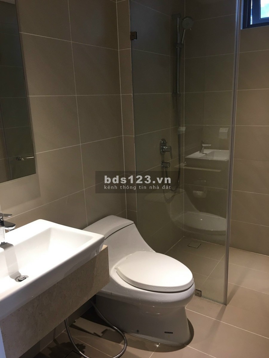 Cần bán gấp đảo Kim Cương căn 3 pn dt 117m2, giá 10.5 tỷ, dtsd 143m2 giá 12 tỷ, tầng cao, view sông
