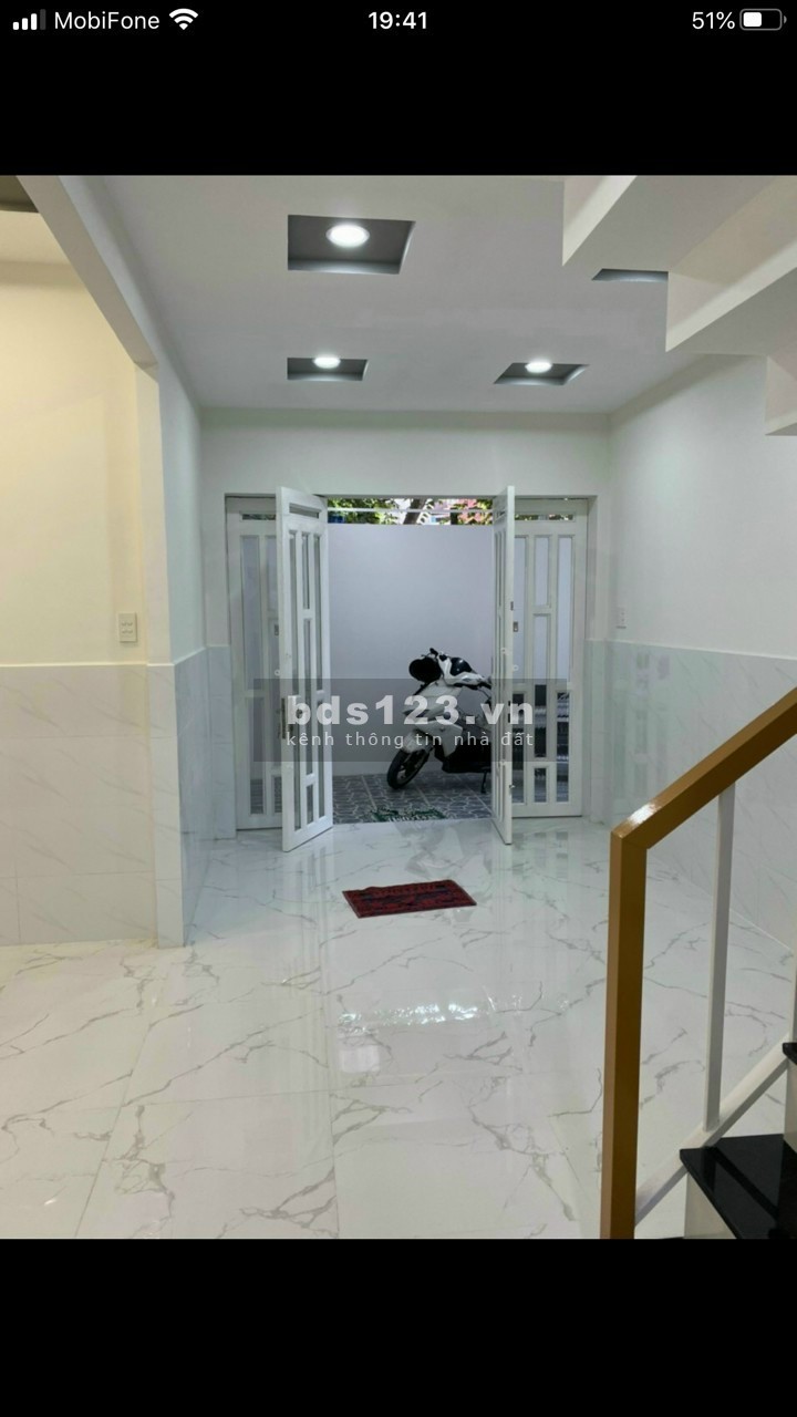 Bán nhà giá rẻ 4 phòng ngủ phường 22 Bình Thạnh giá bán 4.1 tỷ, bớt lộc, lh 0879685293
