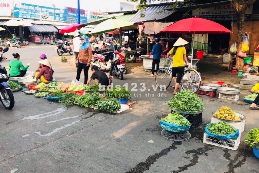 Dịch bệnh thua lỗ kd gia đình cần bán lô đất tại kcn Mỹ Phước 3 thị xã Bến Cát Bình Dương
