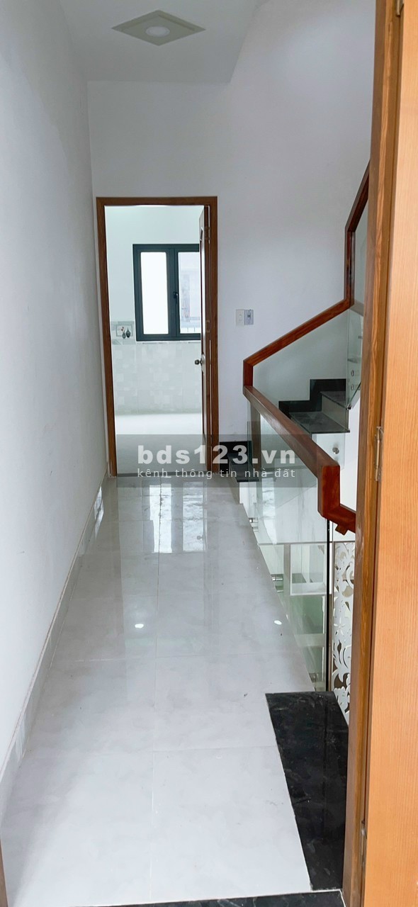HÓT bán nhà riêng KDC Hoàng Hoa Long Hậu đường Lê Văn Lương mới hoàn thiện 100% chỉ việc đến ở luôn