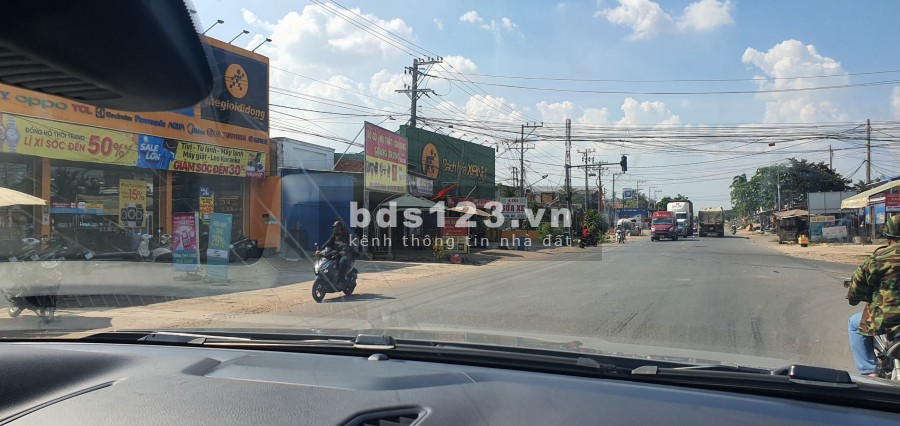 Đất thổ cư khu vực vùng ven Sài Gòn sổ hồng riêng diện tích 165m2, tiện ích xung quanh đủ