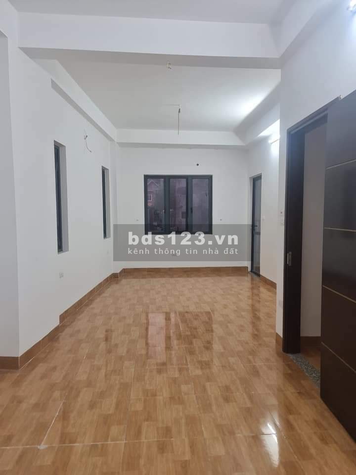 Bán nhà Lô góc Ngọc Hồi diện tích sử dụng 45m2 mặt tiền 5m giá bán chỉ 3.55 tỷ