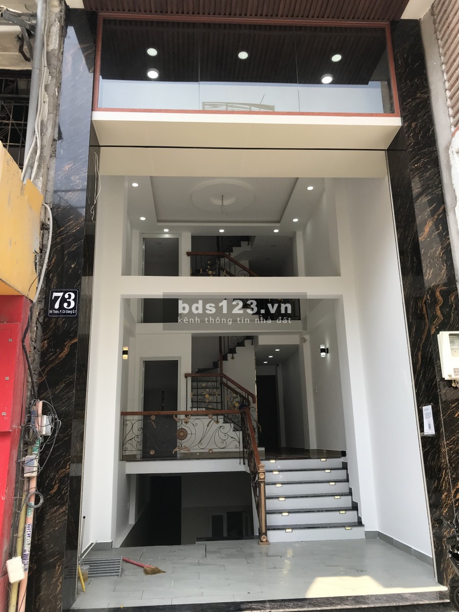 Nhà mặt tiền đường cho thuê dài hạn hoặc bán khu dân cư đông, giá tốt, tiện ích đầy đủ