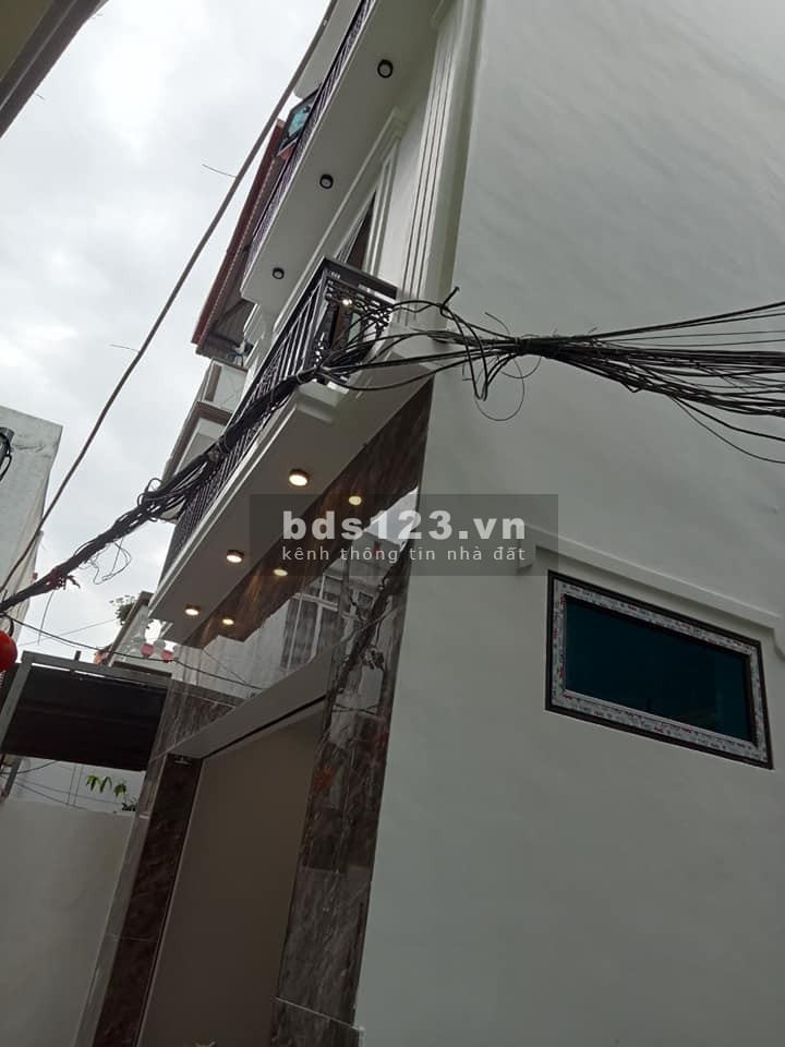 Cần bán nhà diện tích 48m2, 3 tầng, 3 phòng ngủ, 3 nhà vệ sinh liên hệ 0906182328
